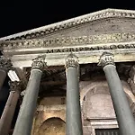 Pantheon Boutique 