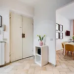 Pantheon Boutique 