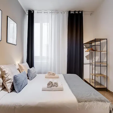 Apartment Pantheon Boutique 