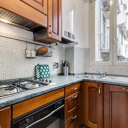 Apartment Pantheon Boutique 